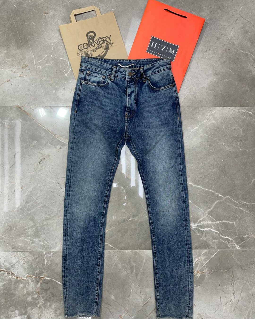 Джинсы Yves Saint Laurent