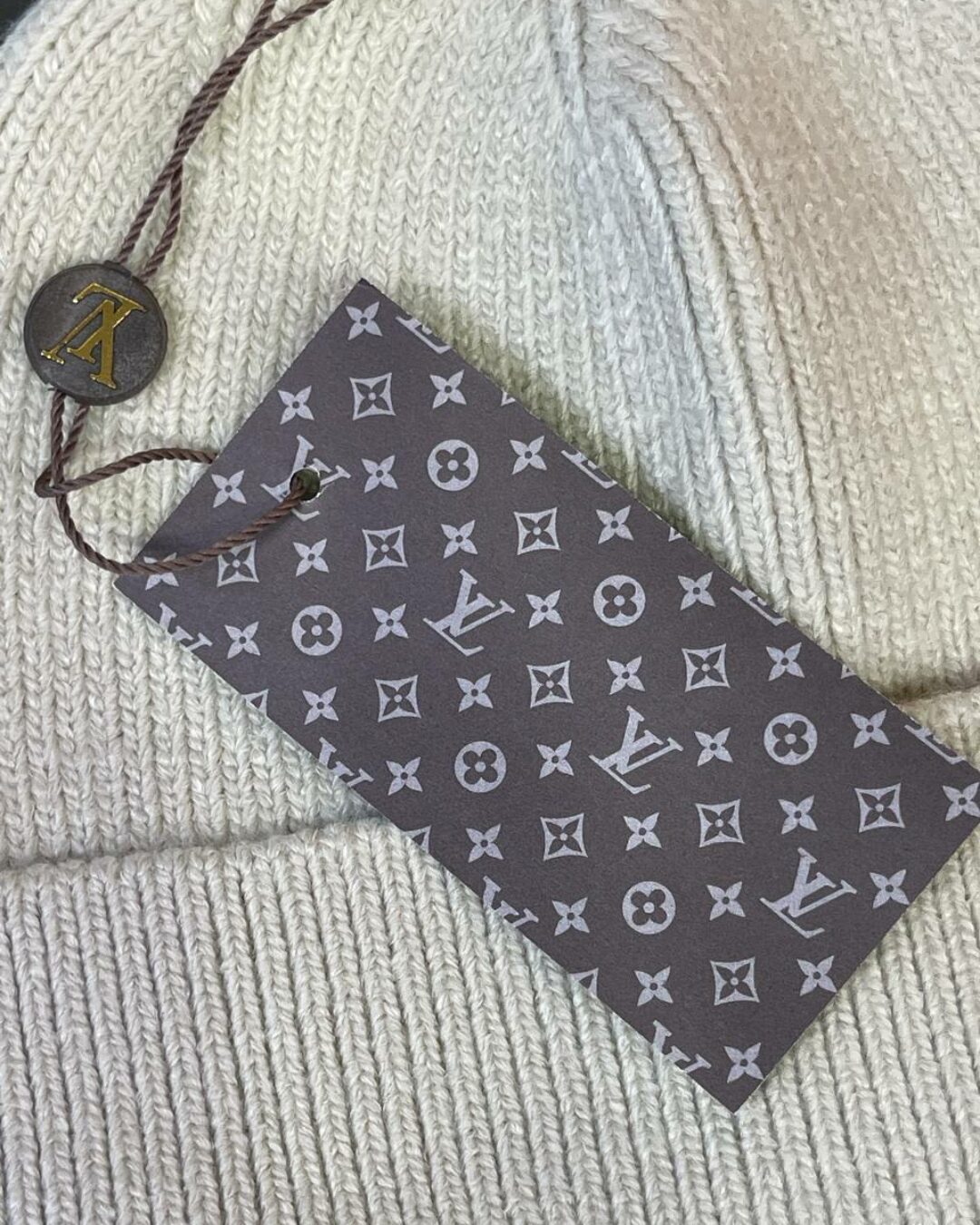 Шапка Louis Vuitton