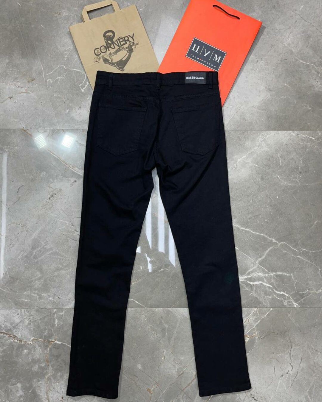 Джинсы Balenciaga