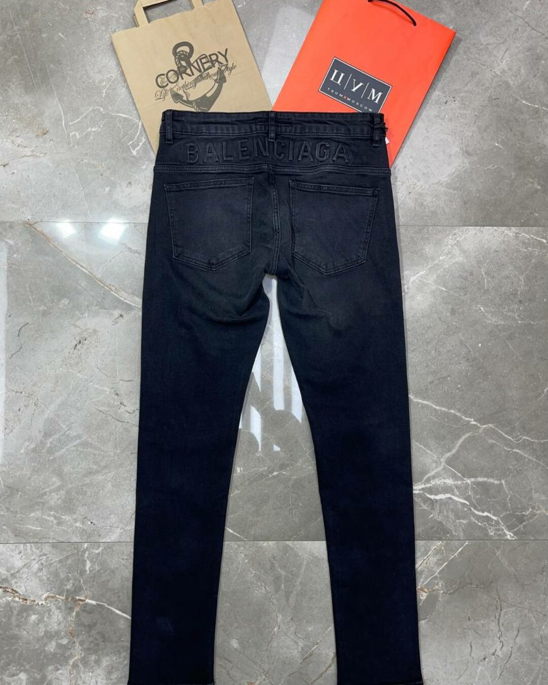 Джинсы Balenciaga