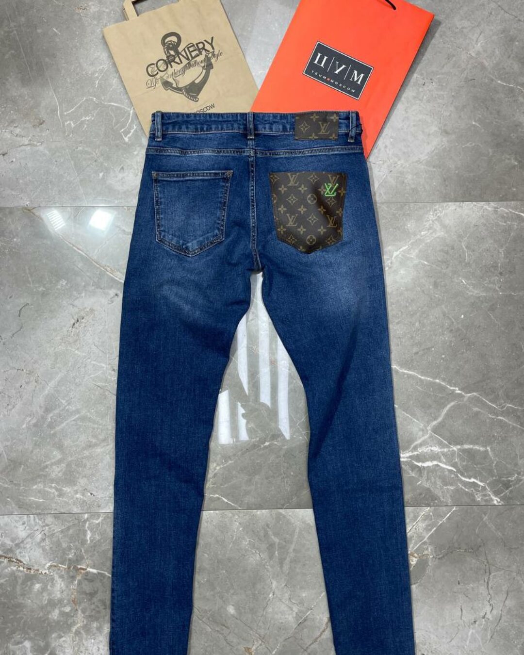 Джинсы Louis Vuitton