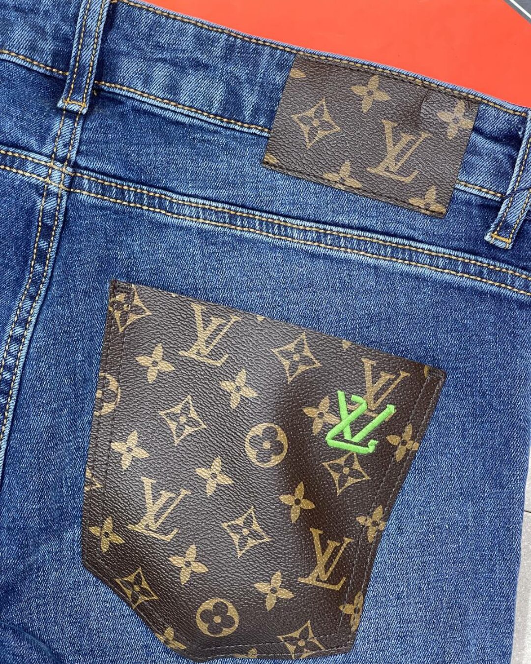 Джинсы Louis Vuitton