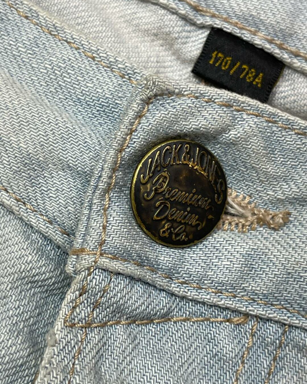 Джинсы Jack & Jones