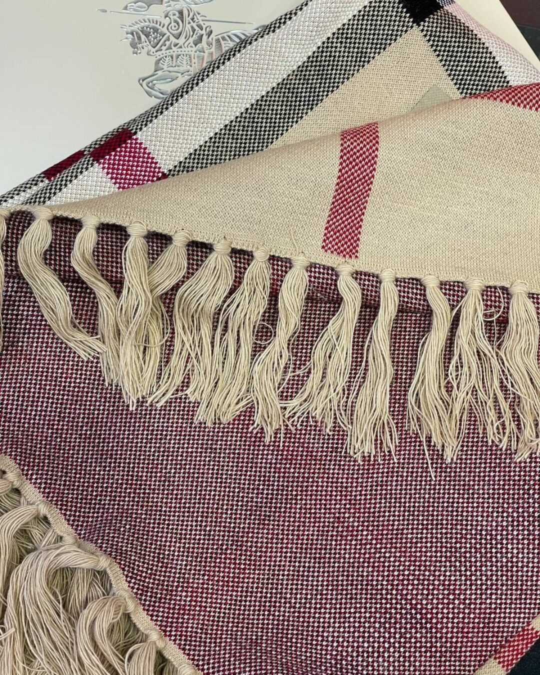 Шарф Burberry