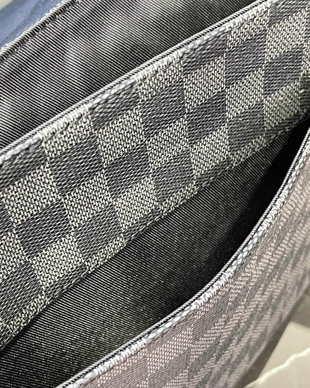 Сумка Louis Vuitton Porte-Documents