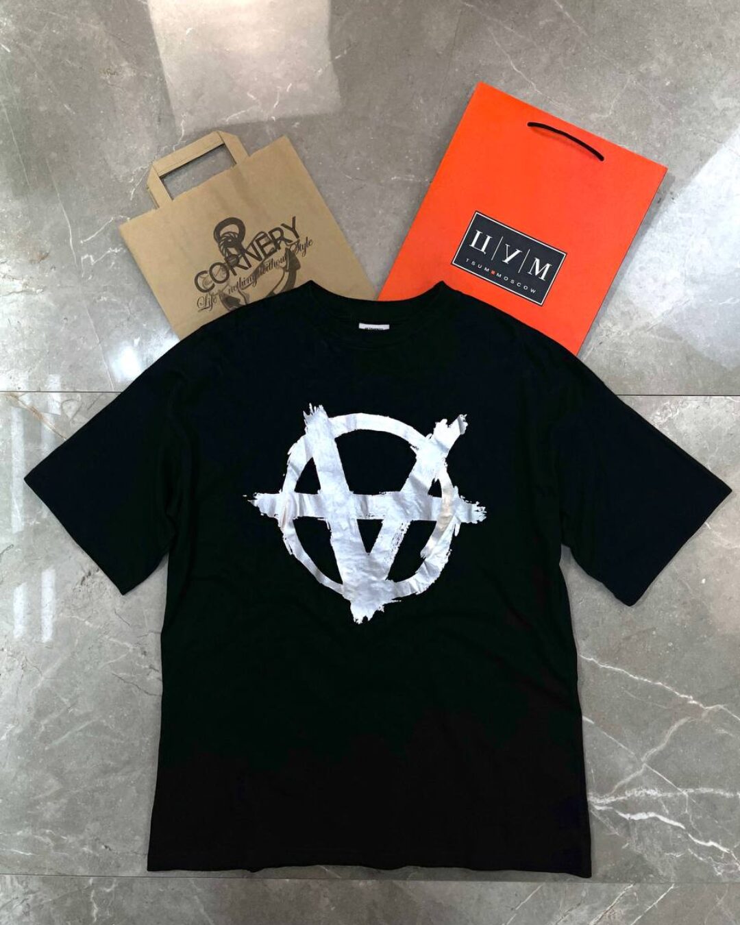 Футболка Vetements Anarchy