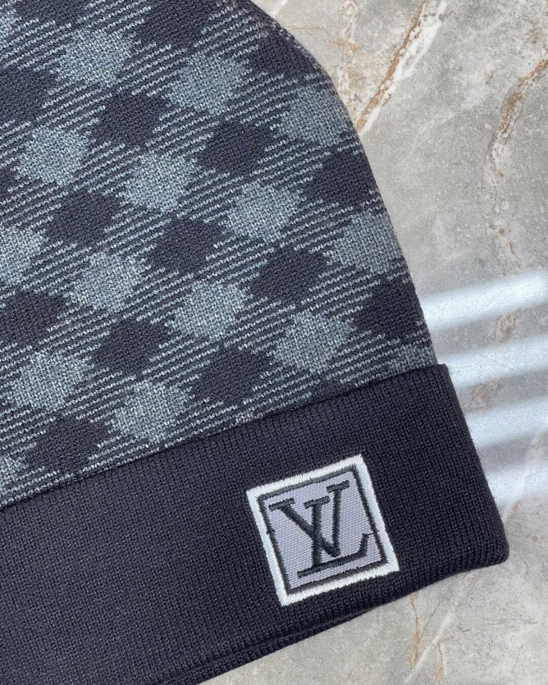 Шапка Louis Vuitton