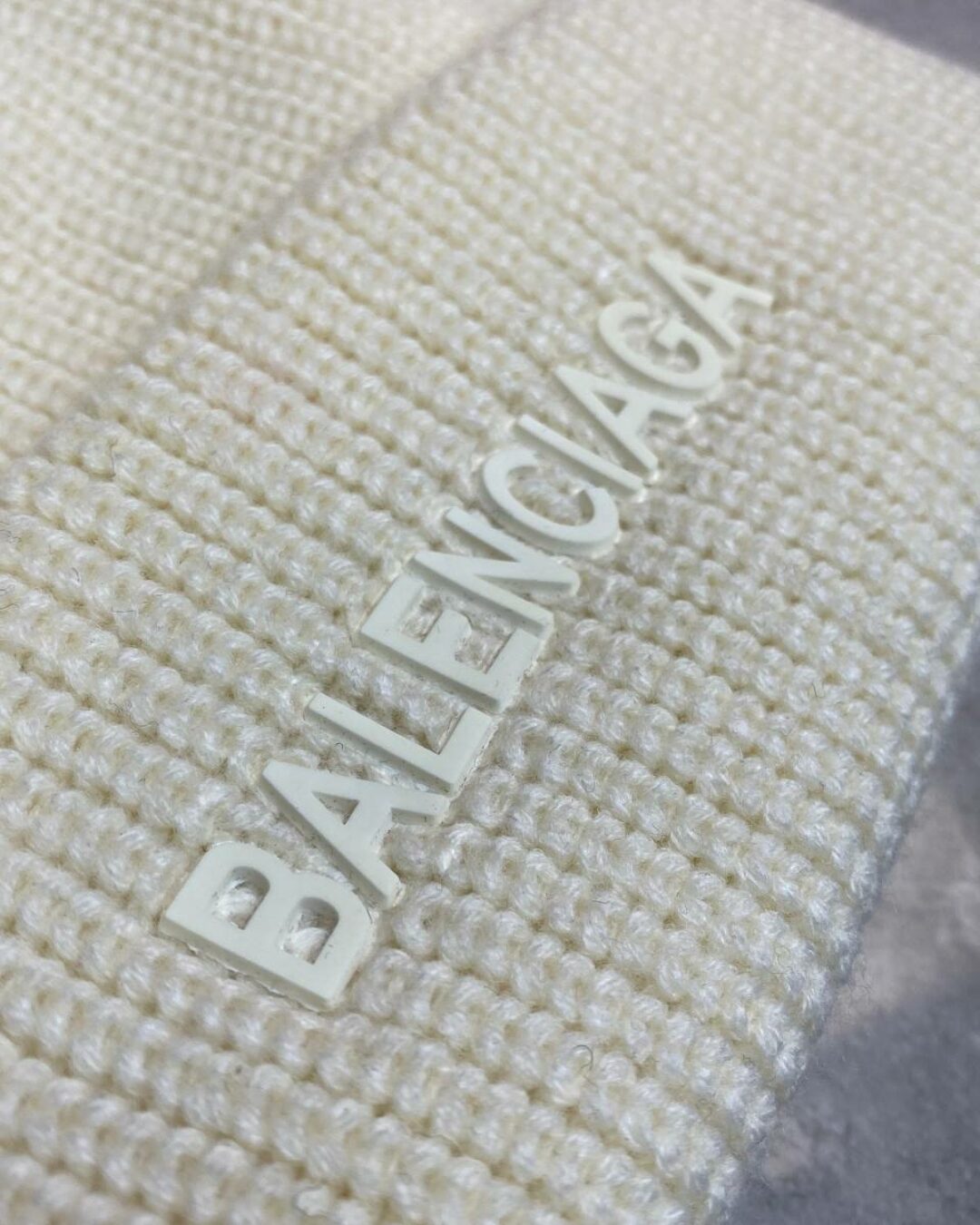 Шапка Balenciaga