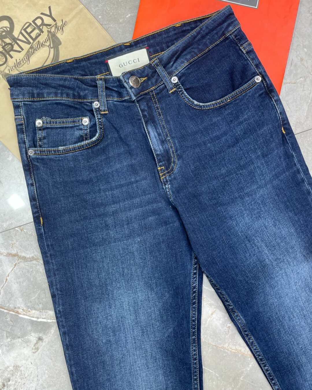 Джинсы Gucci