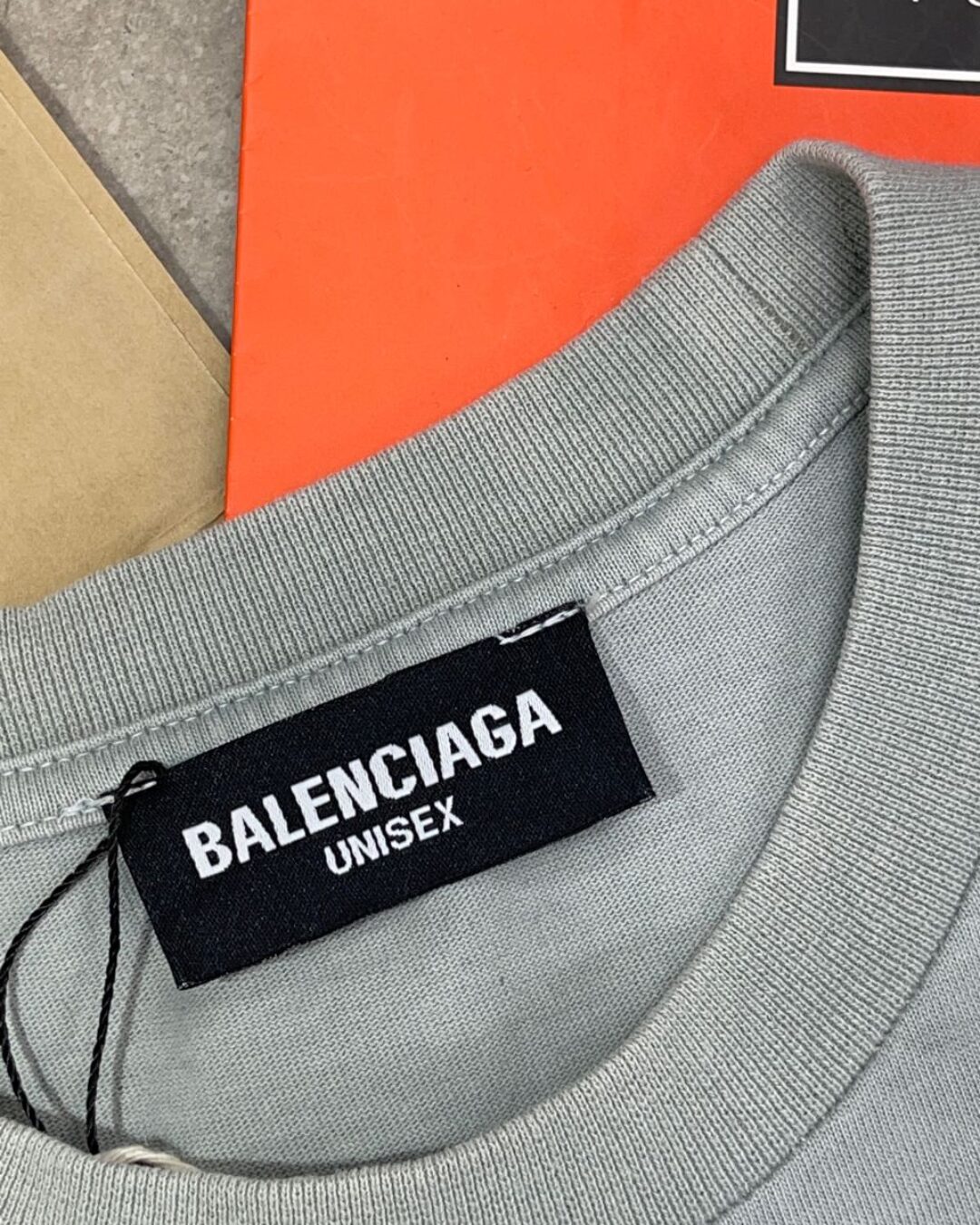 Футболка Balenciaga — фото 6