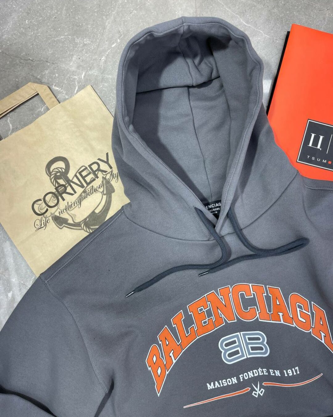 Худи Balenciaga