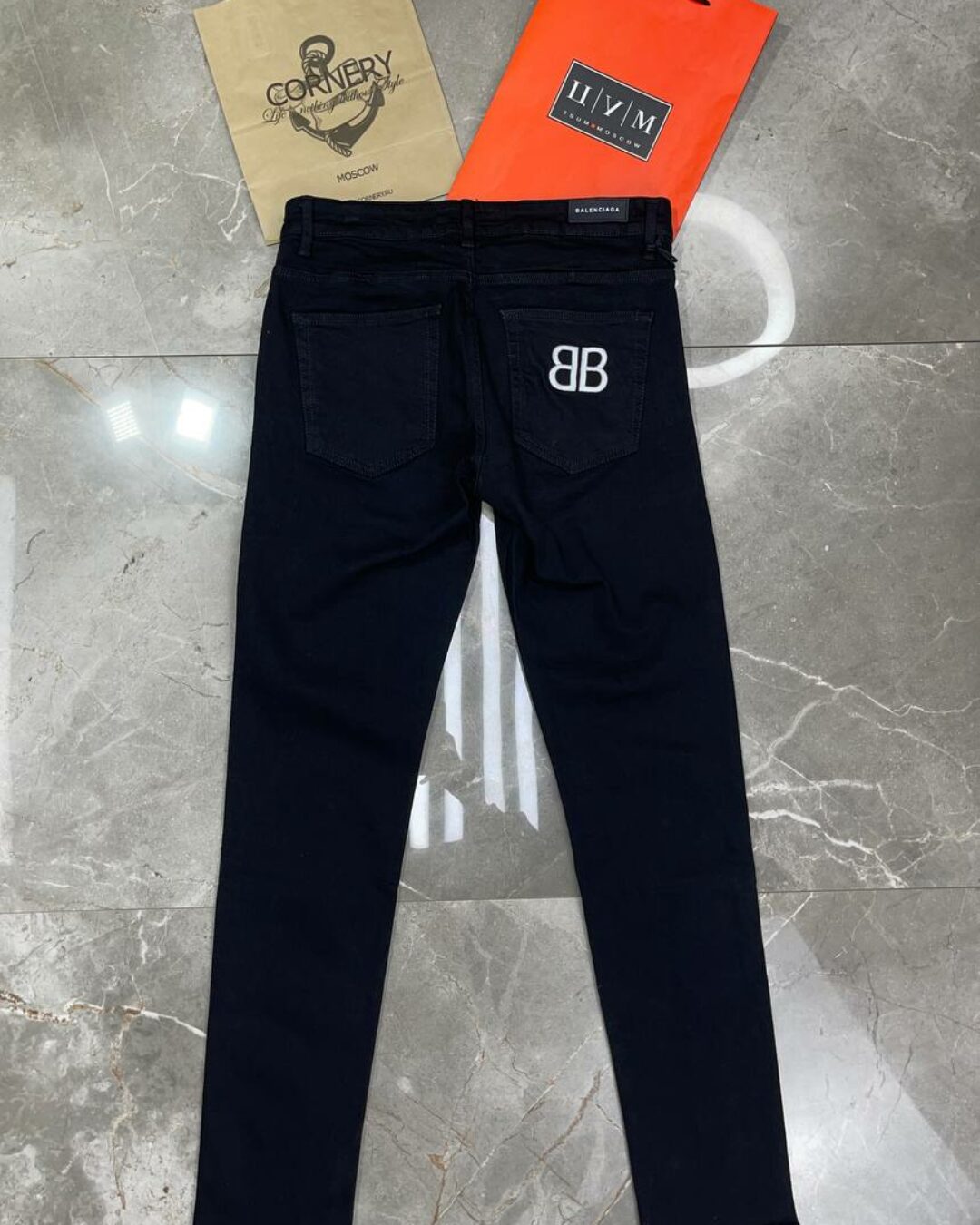Джинсы Balenciaga