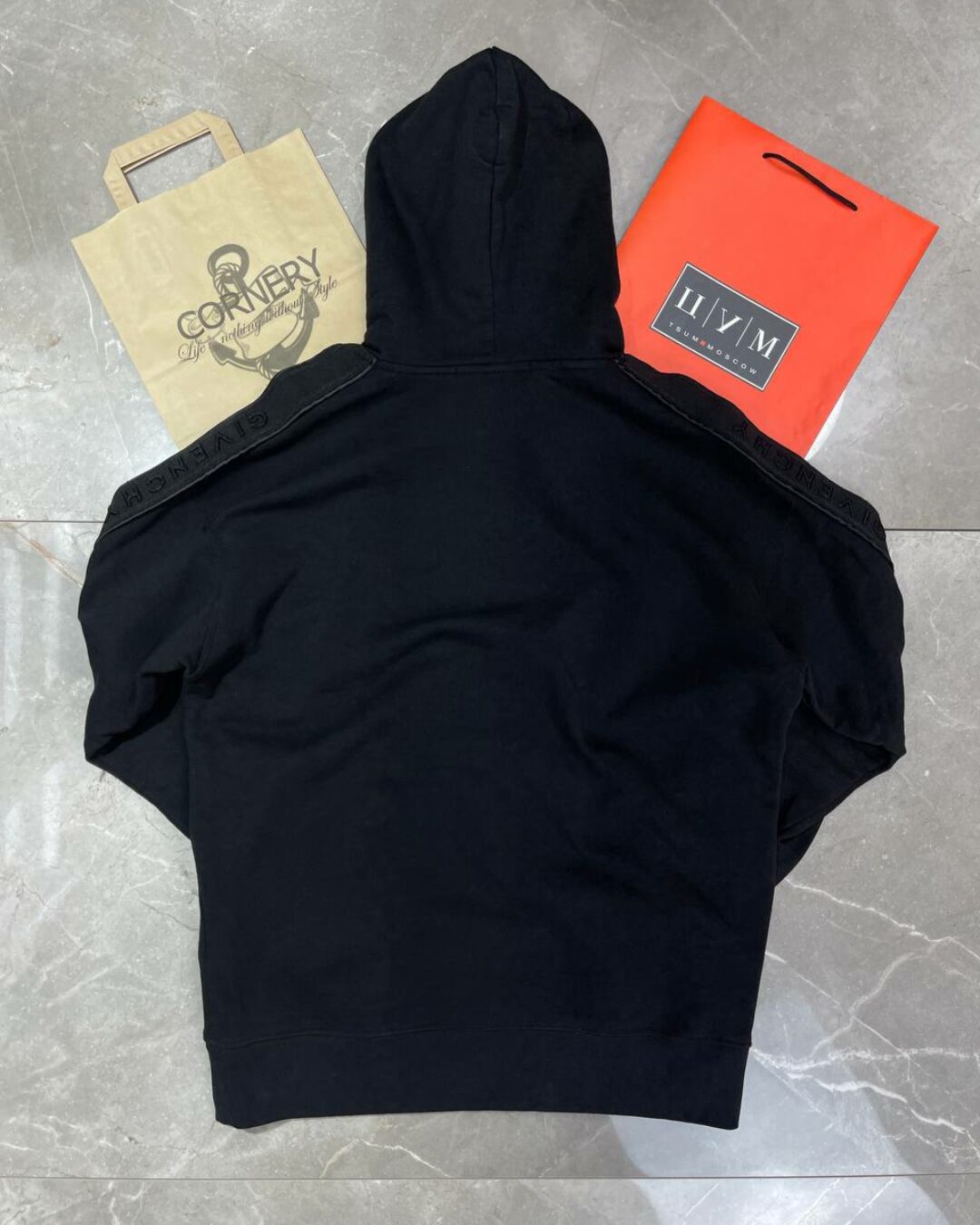 Худи Givenchy