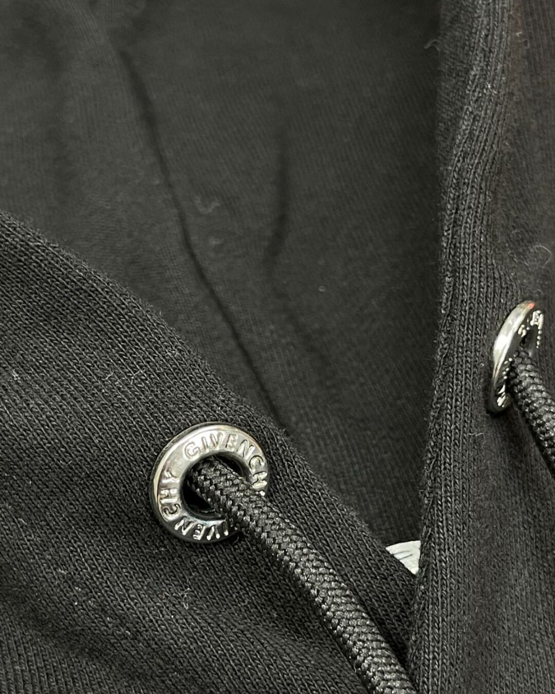 Худи Givenchy