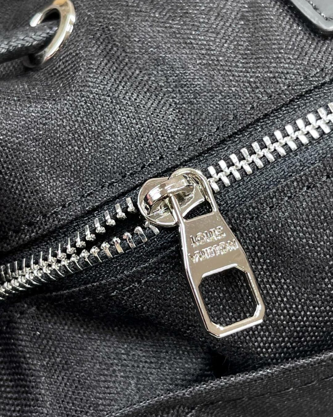 Рюкзак Louis Vuitton