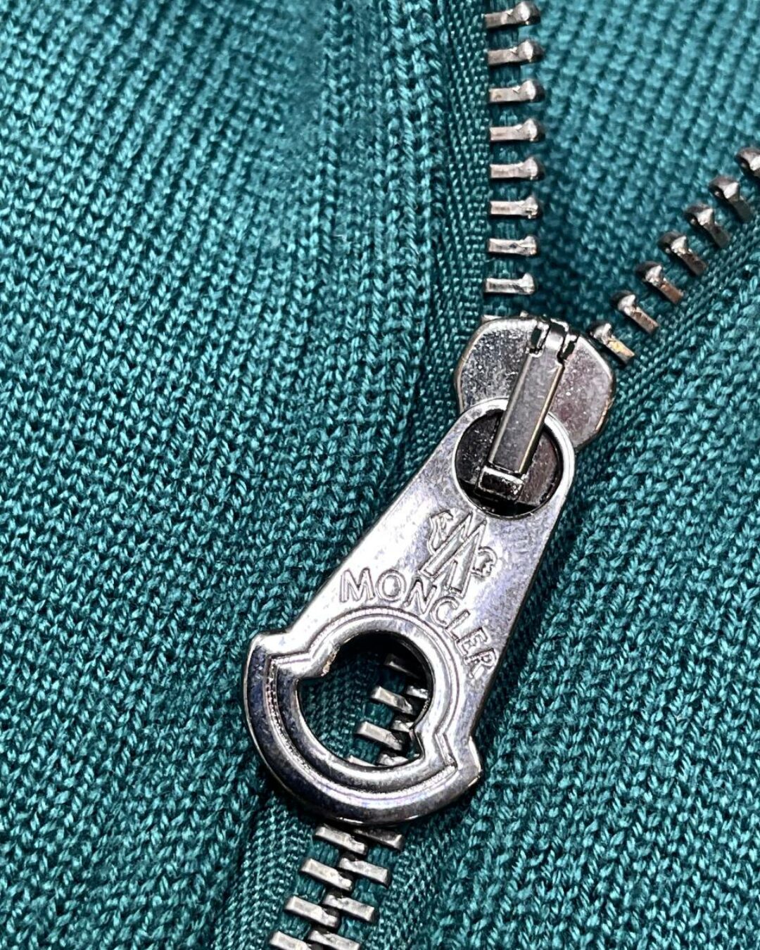 Жилет Moncler