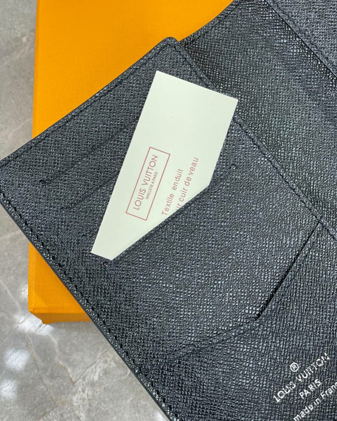 Обложка для паспорта Louis Vuitton