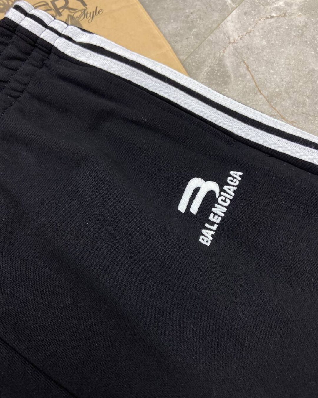 Спортивные Штаны Balenciaga x Adidas — фото 6