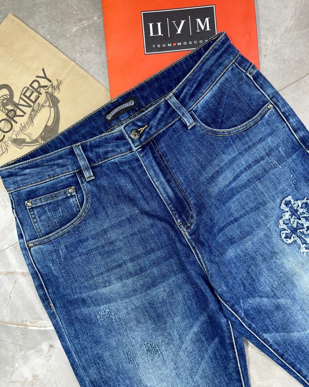 Джинсы Chrome Hearts