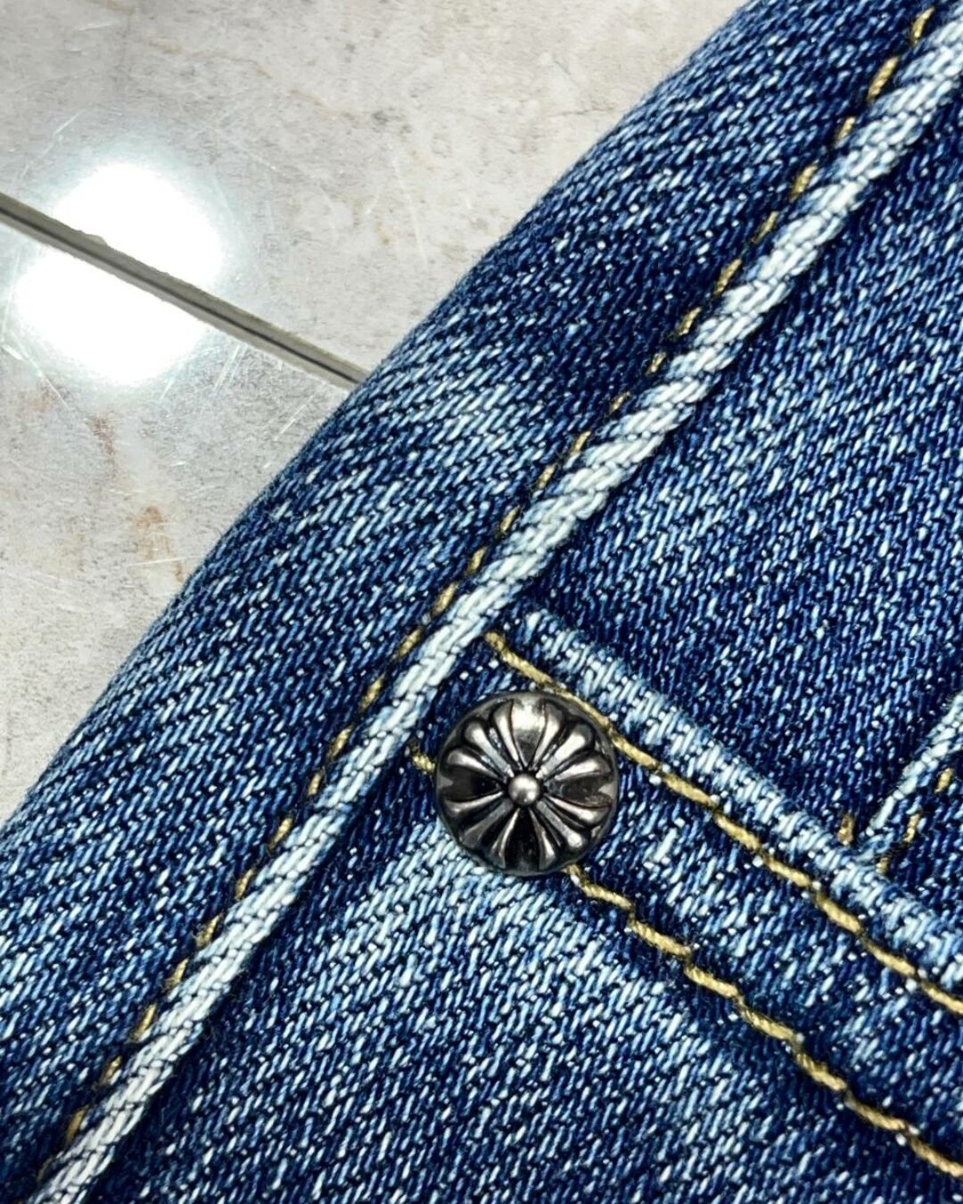 Джинсы Chrome Hearts