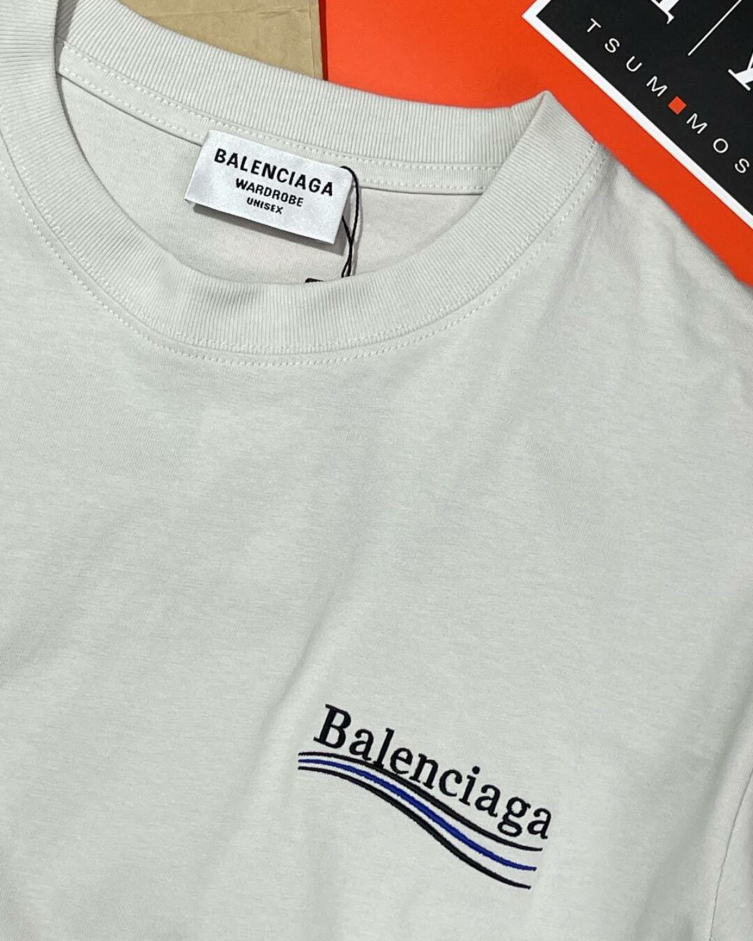 Футболка Balenciaga