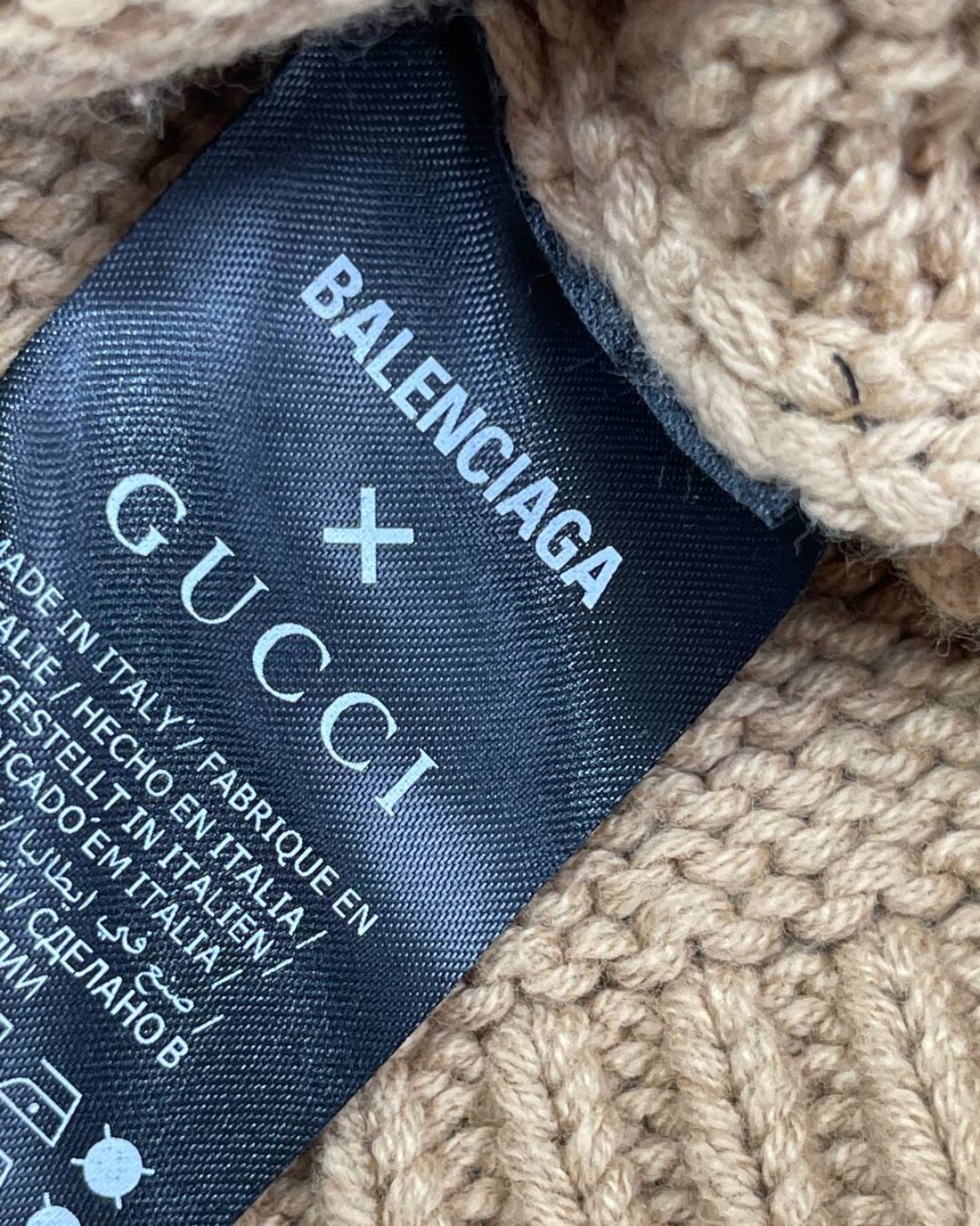 Свитер Balenciaga x Gucci — фото 5