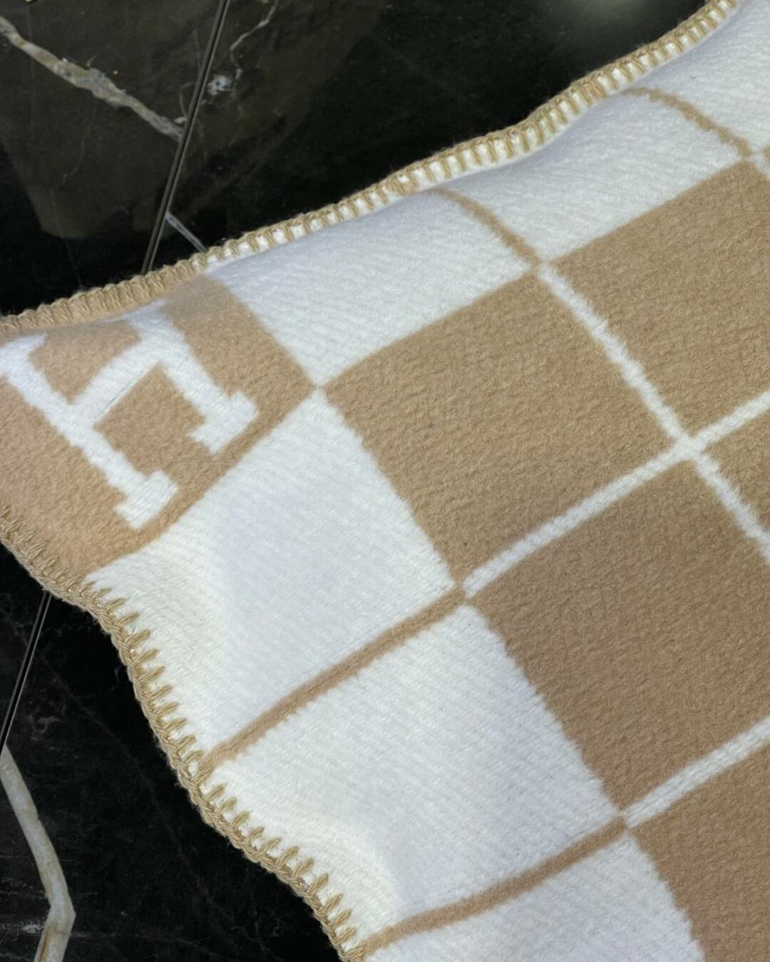 Чехол для подушки Hermes