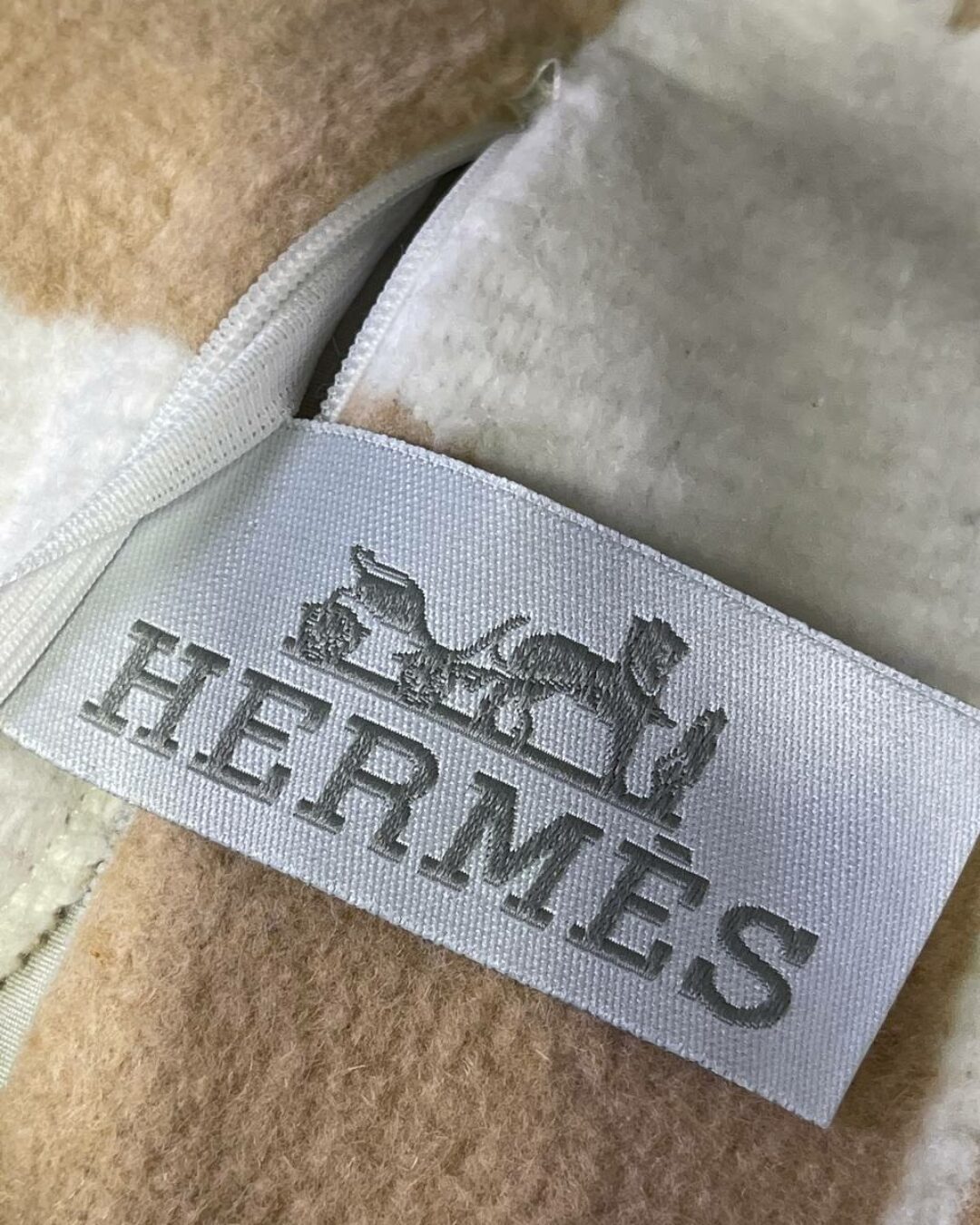 Чехол для подушки Hermes