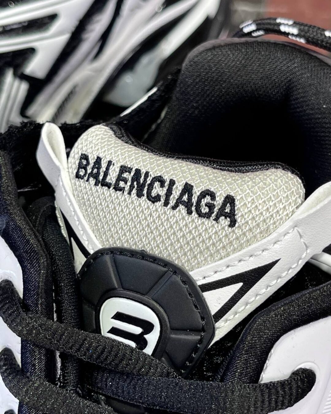 Кроссовки Balenciaga Runner Sneaker — фото 3