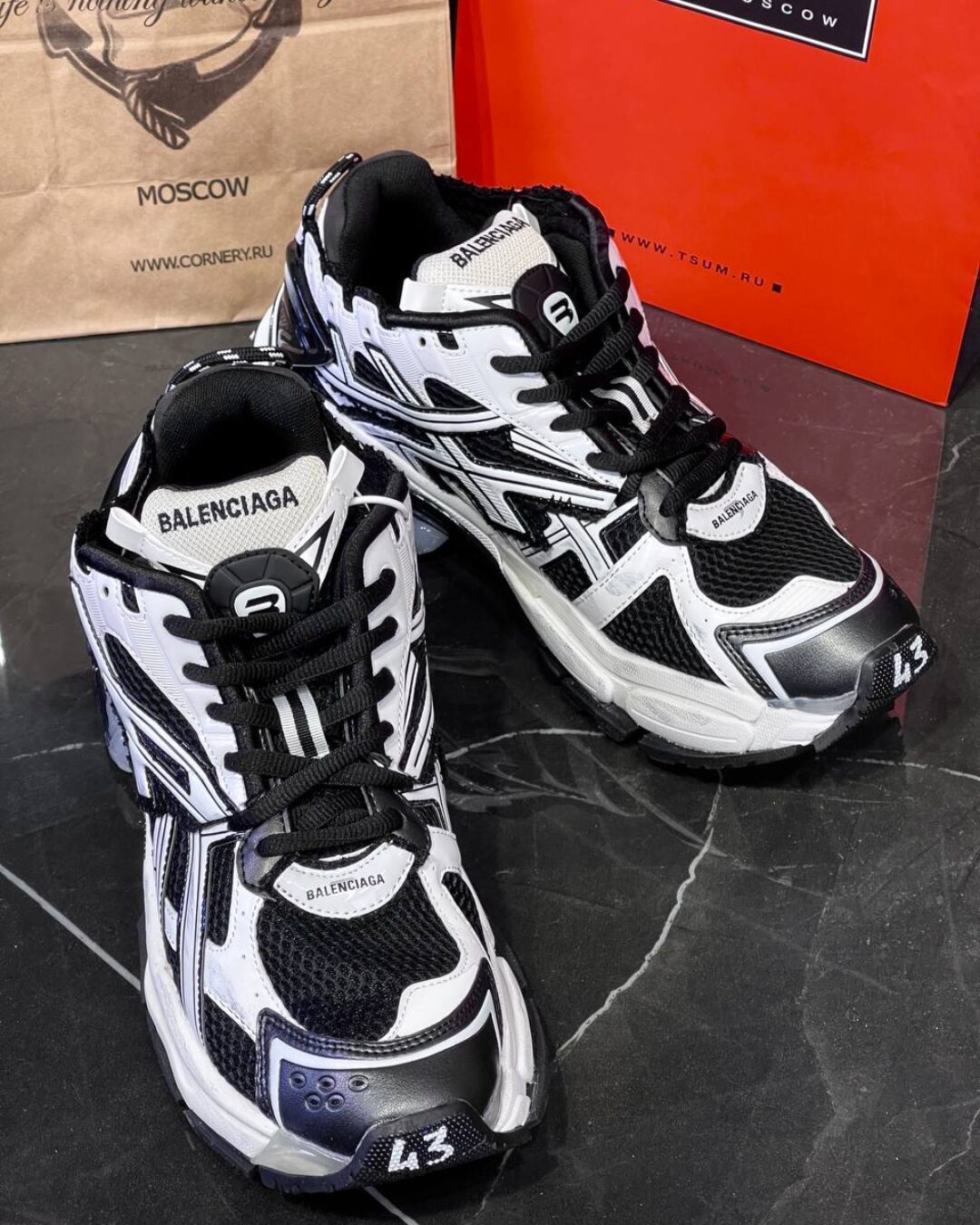Кроссовки Balenciaga Runner Sneaker — фото 6