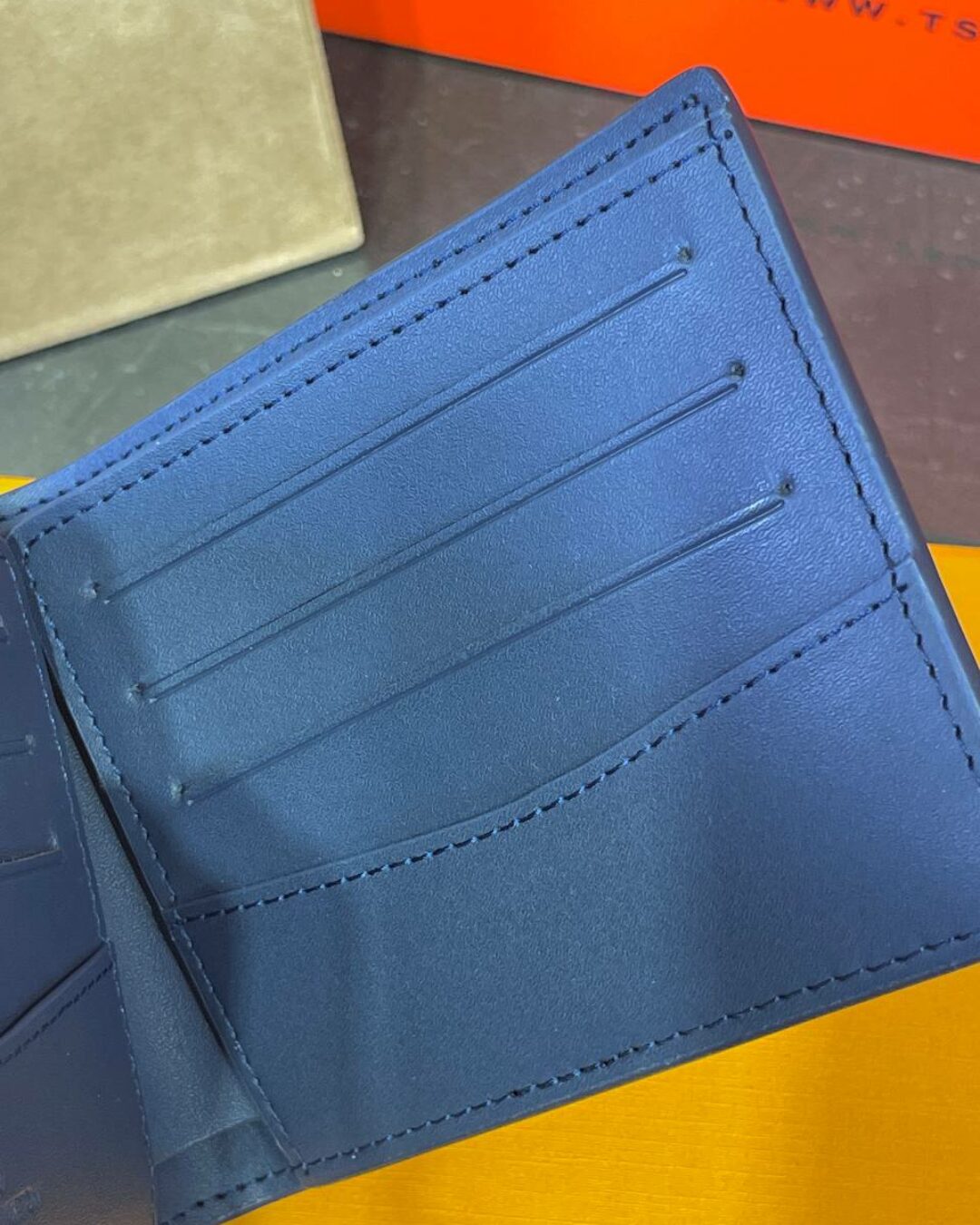 Кошелёк Louis Vuitton