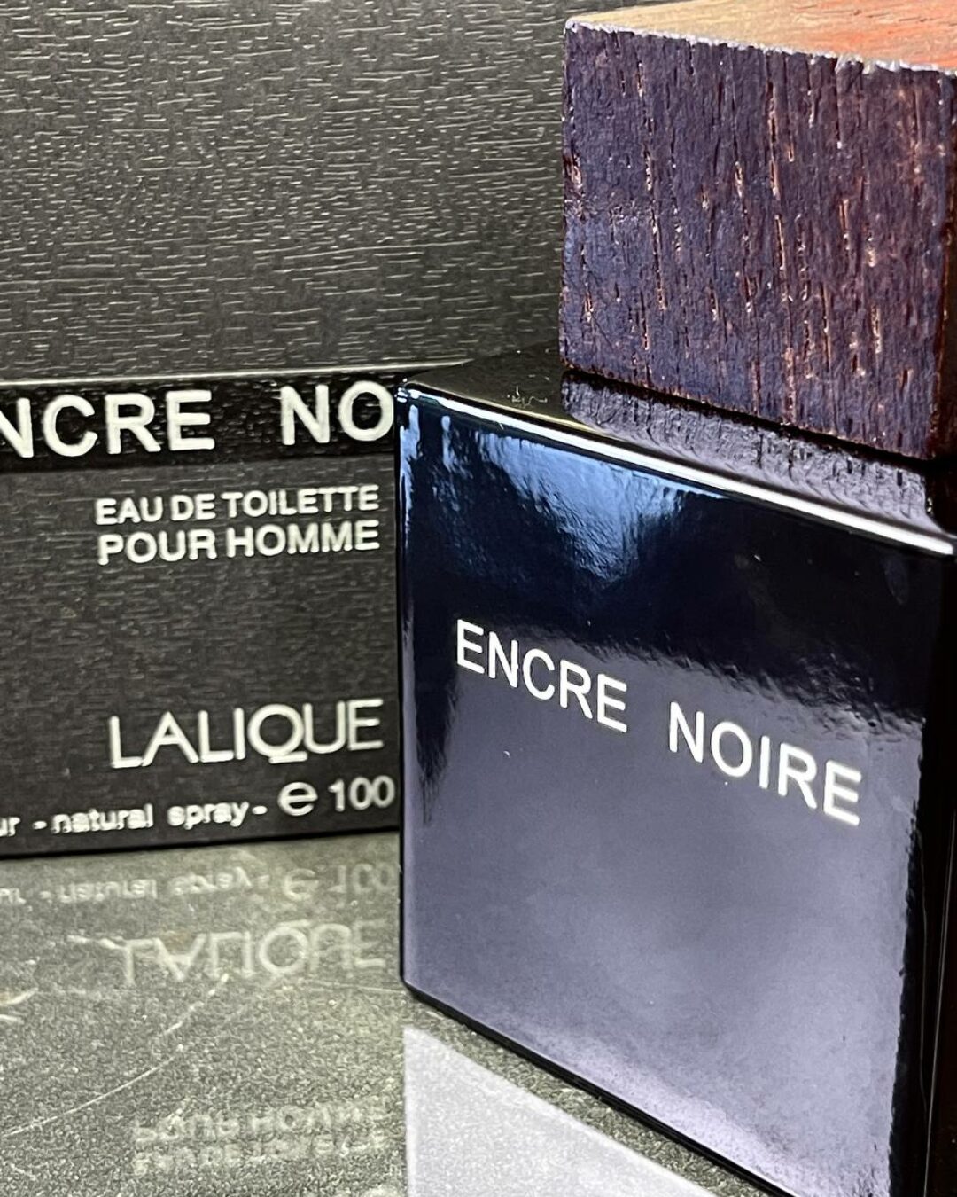 Парфюм Encre Noire Lalique