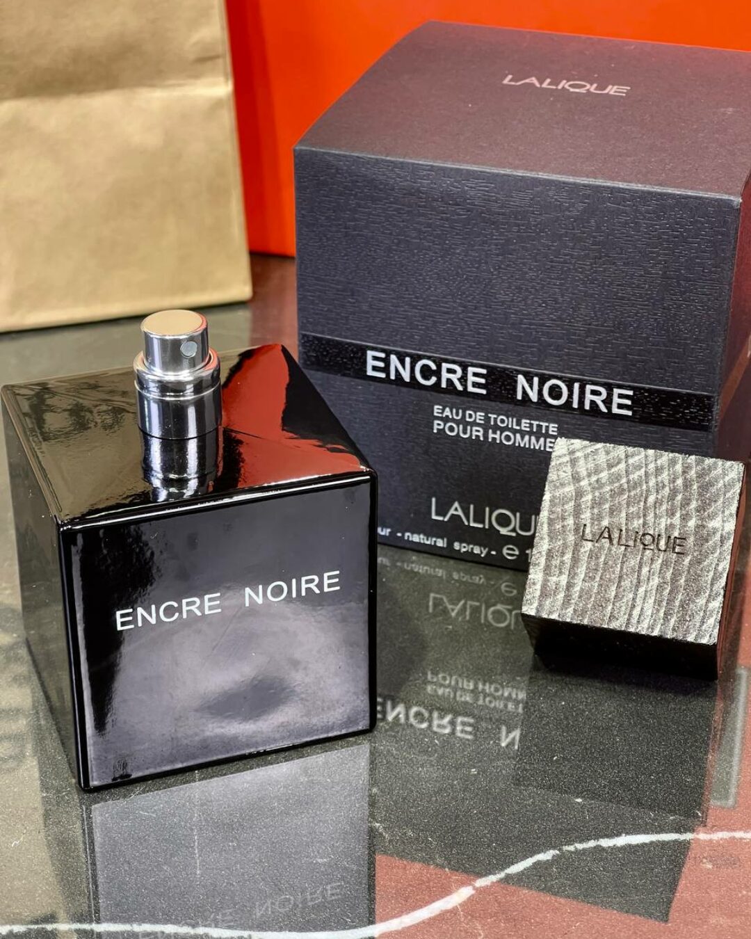 Парфюм Encre Noire Lalique
