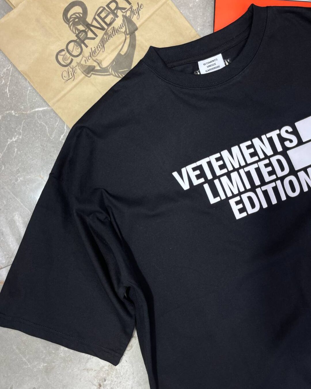 Футболка Vetements TNF Logo — фото 3
