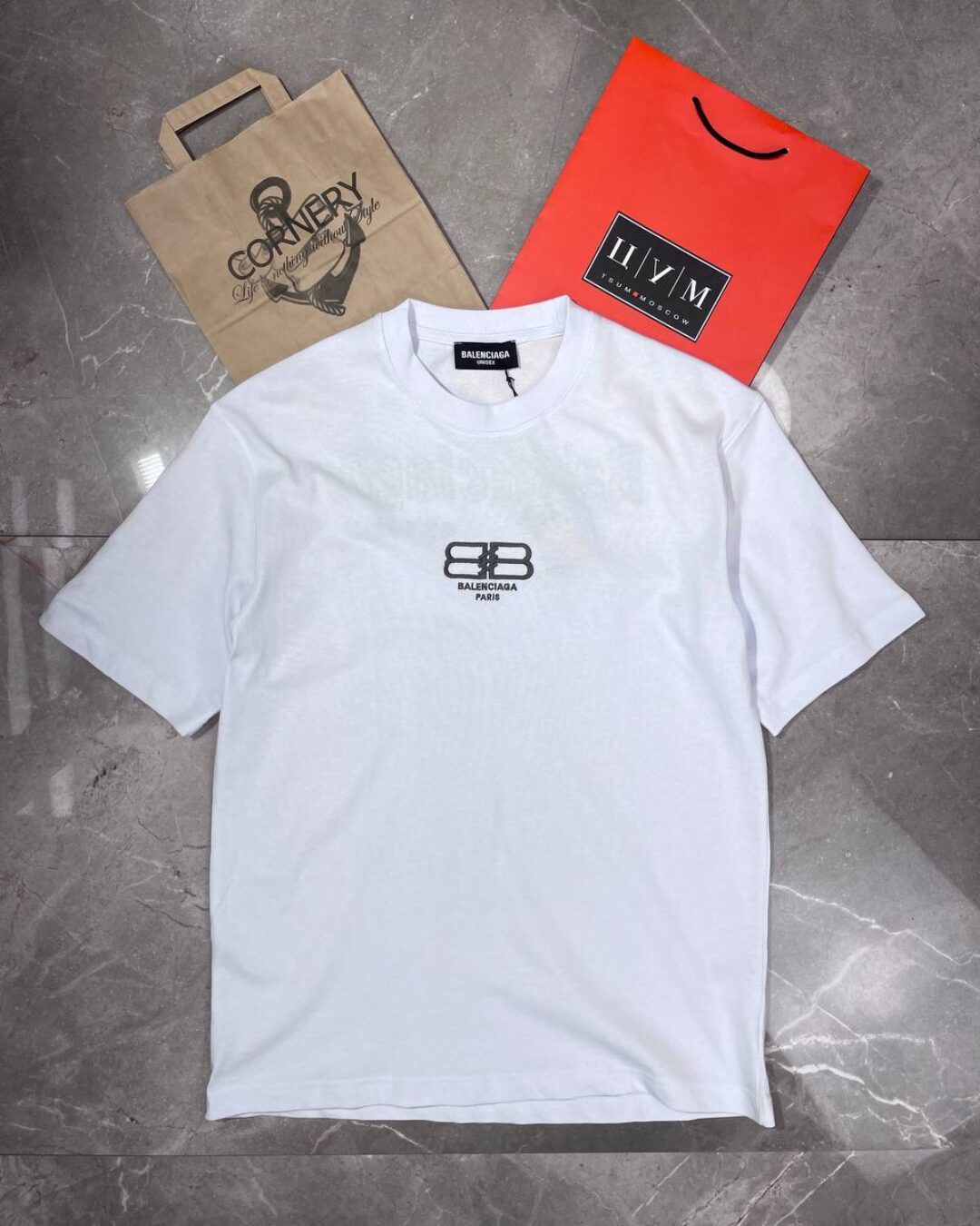 Футболка Balenciaga