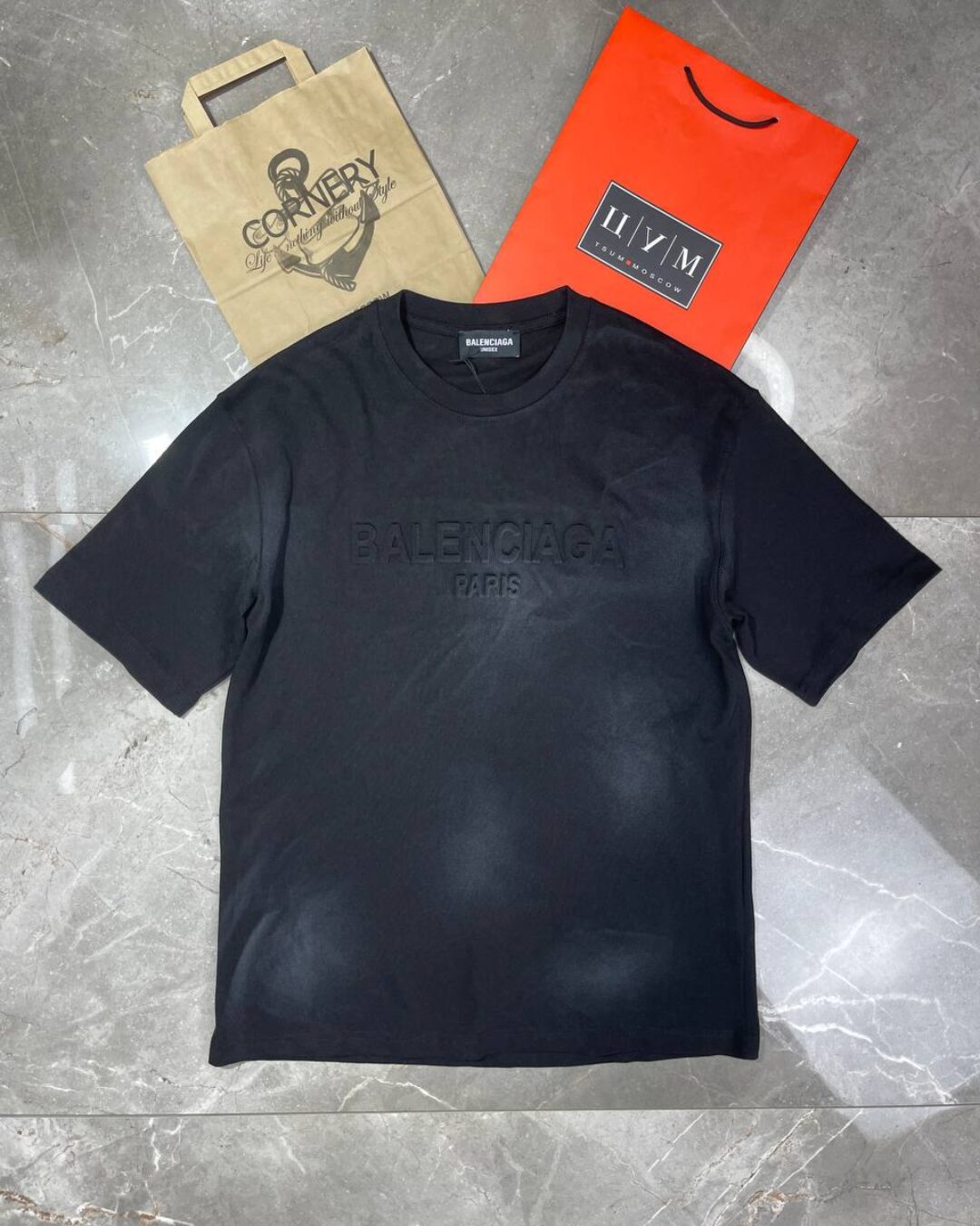 Футболка Balenciaga