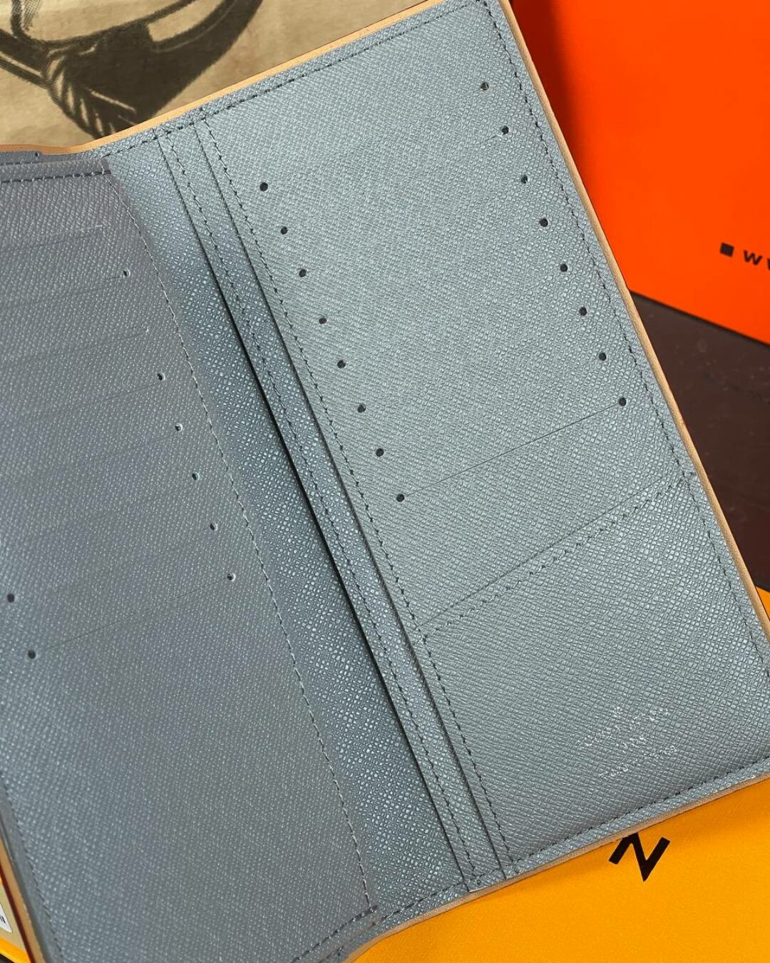 Кошелёк Louis Vuitton