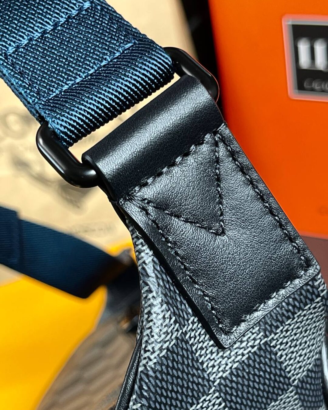 Сумка Louis Vuitton Campus