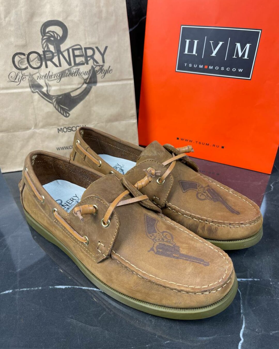 Топсайдеры Cornery