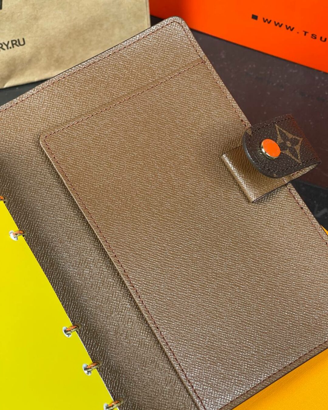 Ежедневник Louis Vuitton