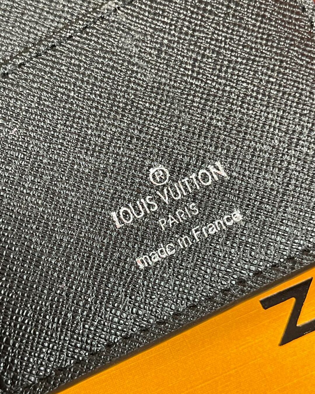 Кошелёк Louis Vuitton