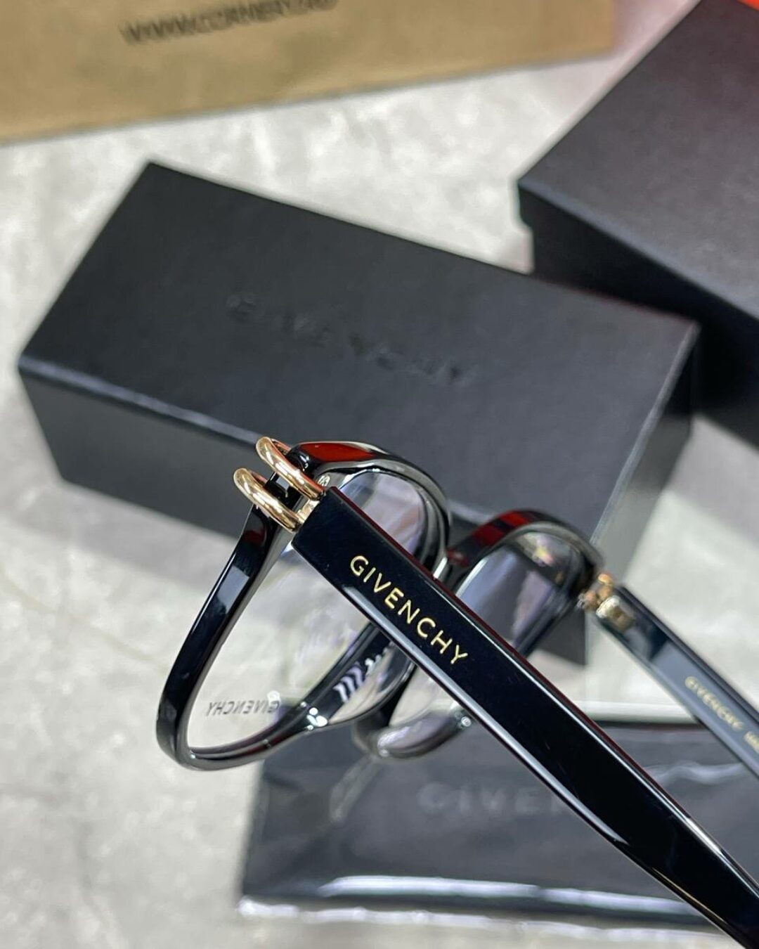 Оправа Givenchy