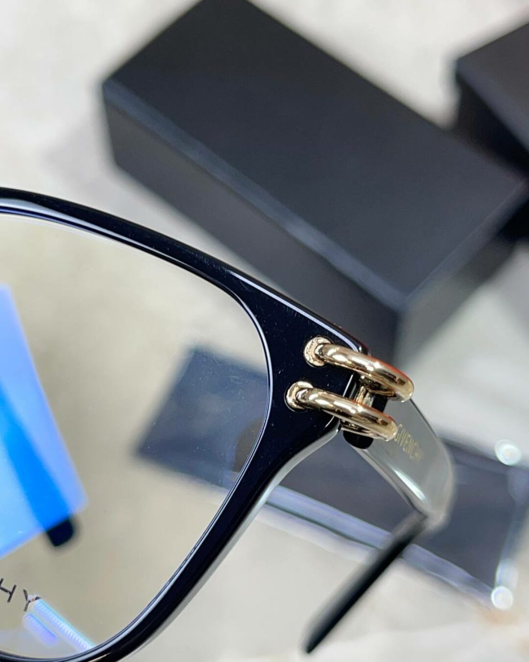 Оправа Givenchy