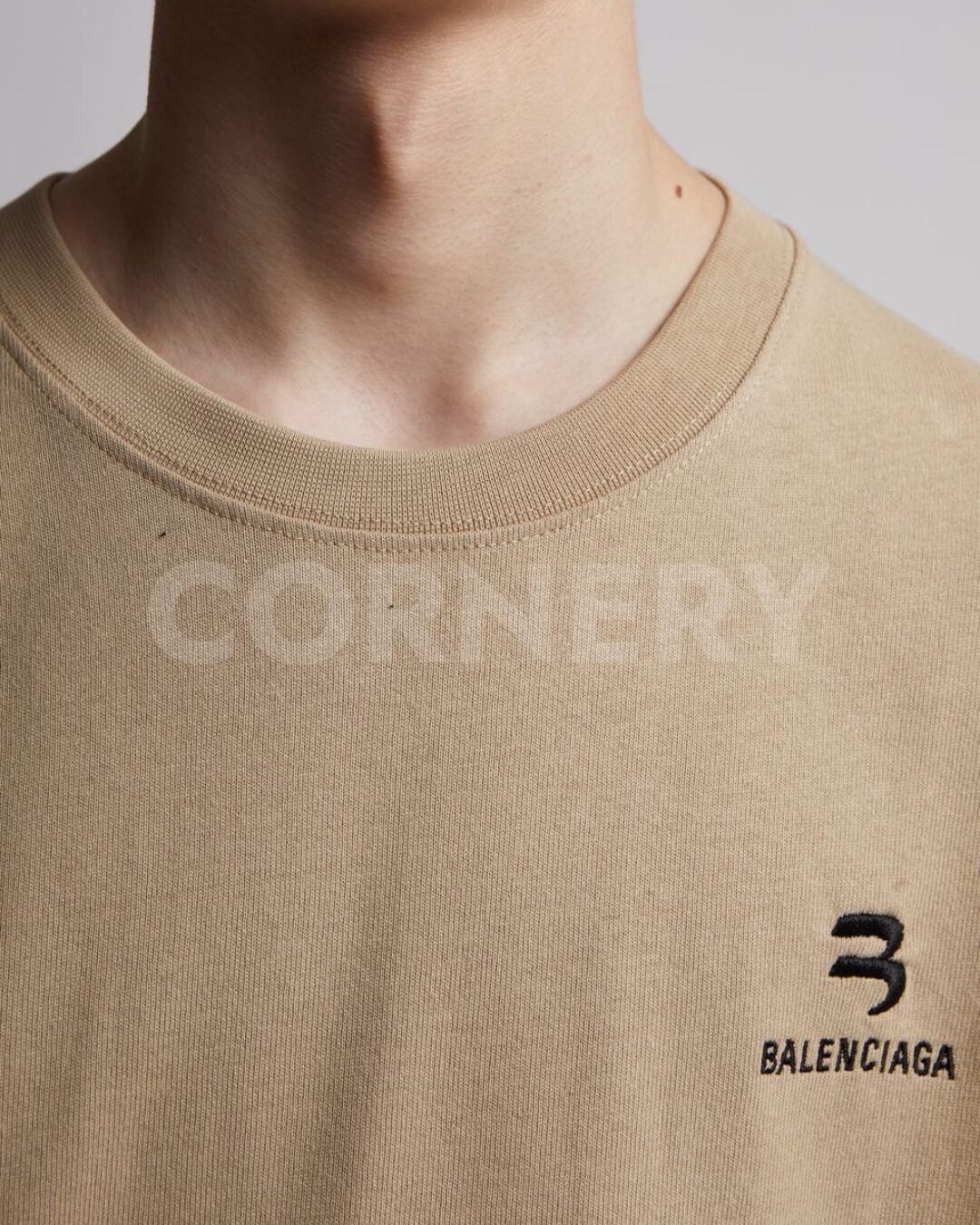 Футболка Balenciaga — фото 6