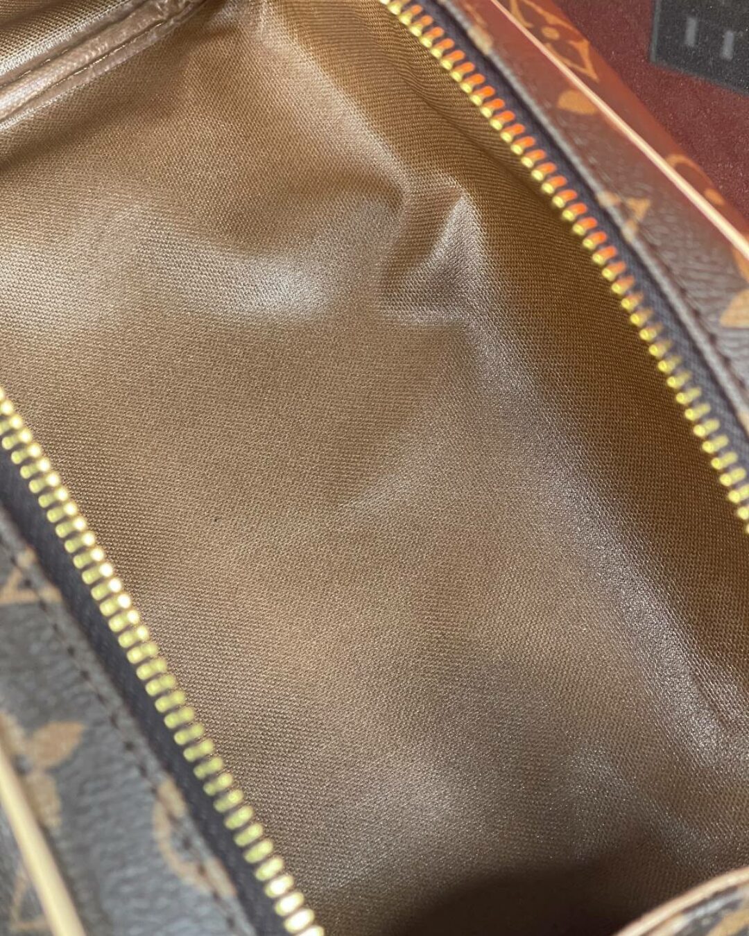 Несессер Louis Vuitton