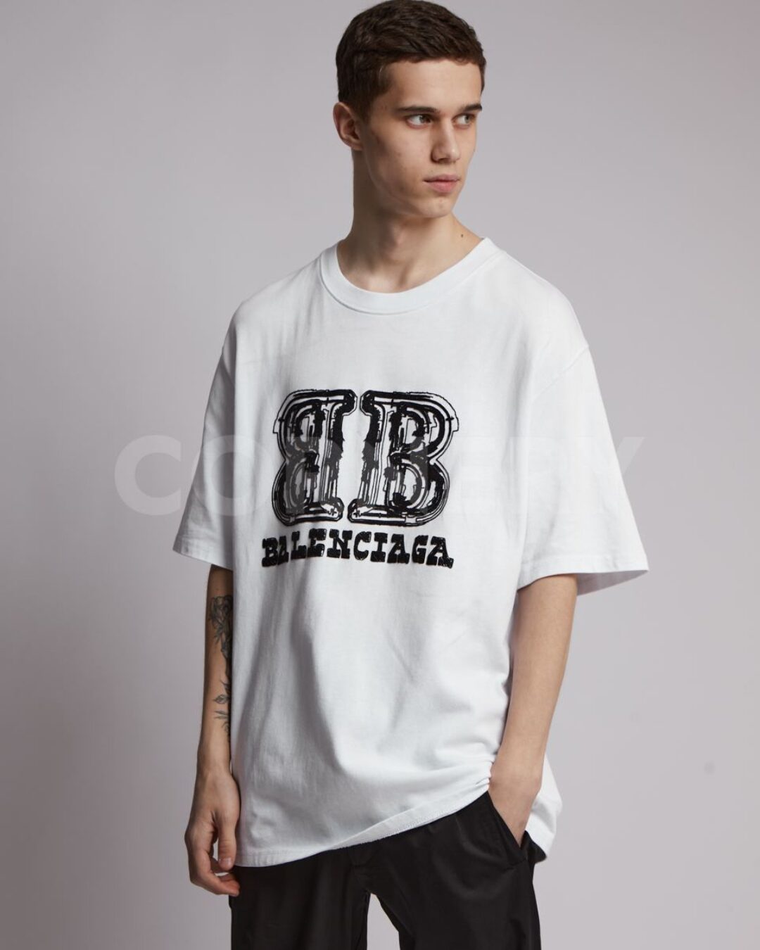 Футболка Balenciaga — фото 4