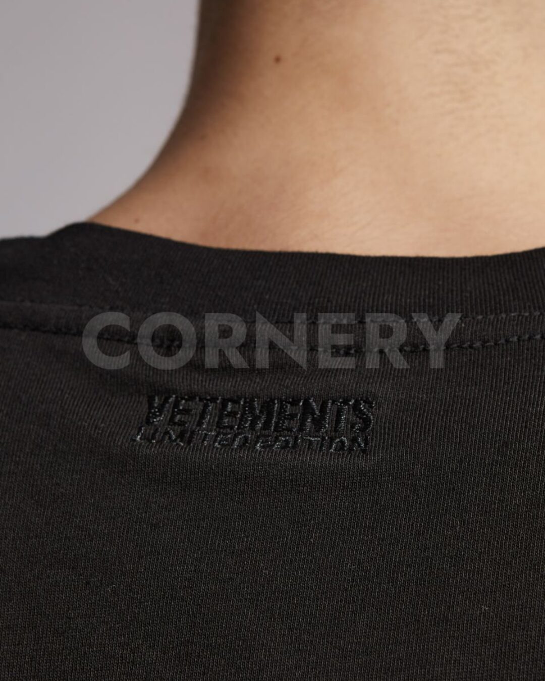 Футболка Vetements Confidential — фото 5