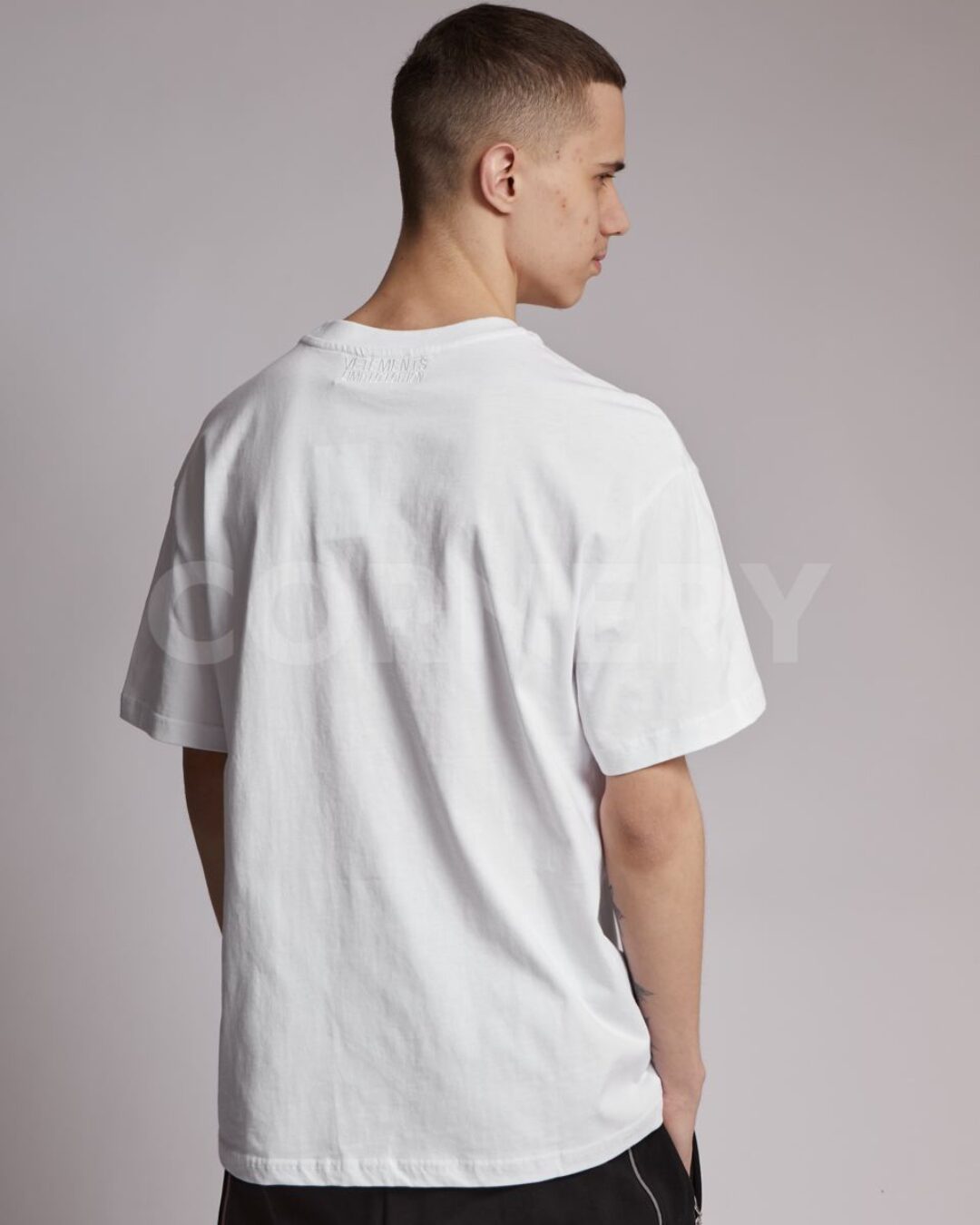 Футболка Vetements Friends — фото 2