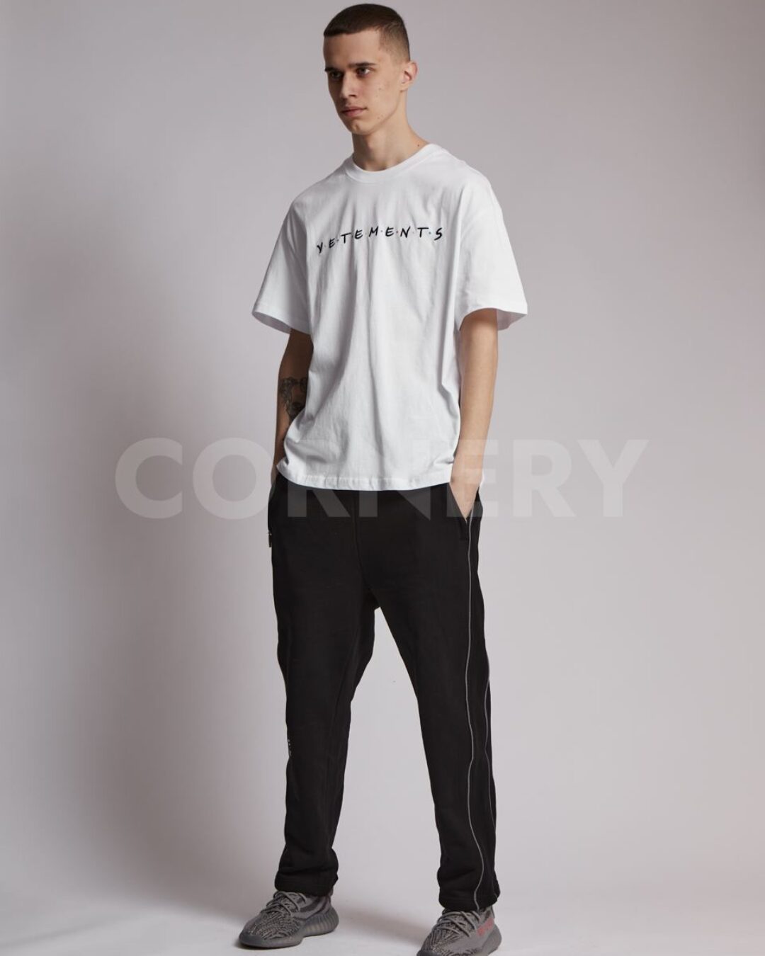 Футболка Vetements Friends — фото 4