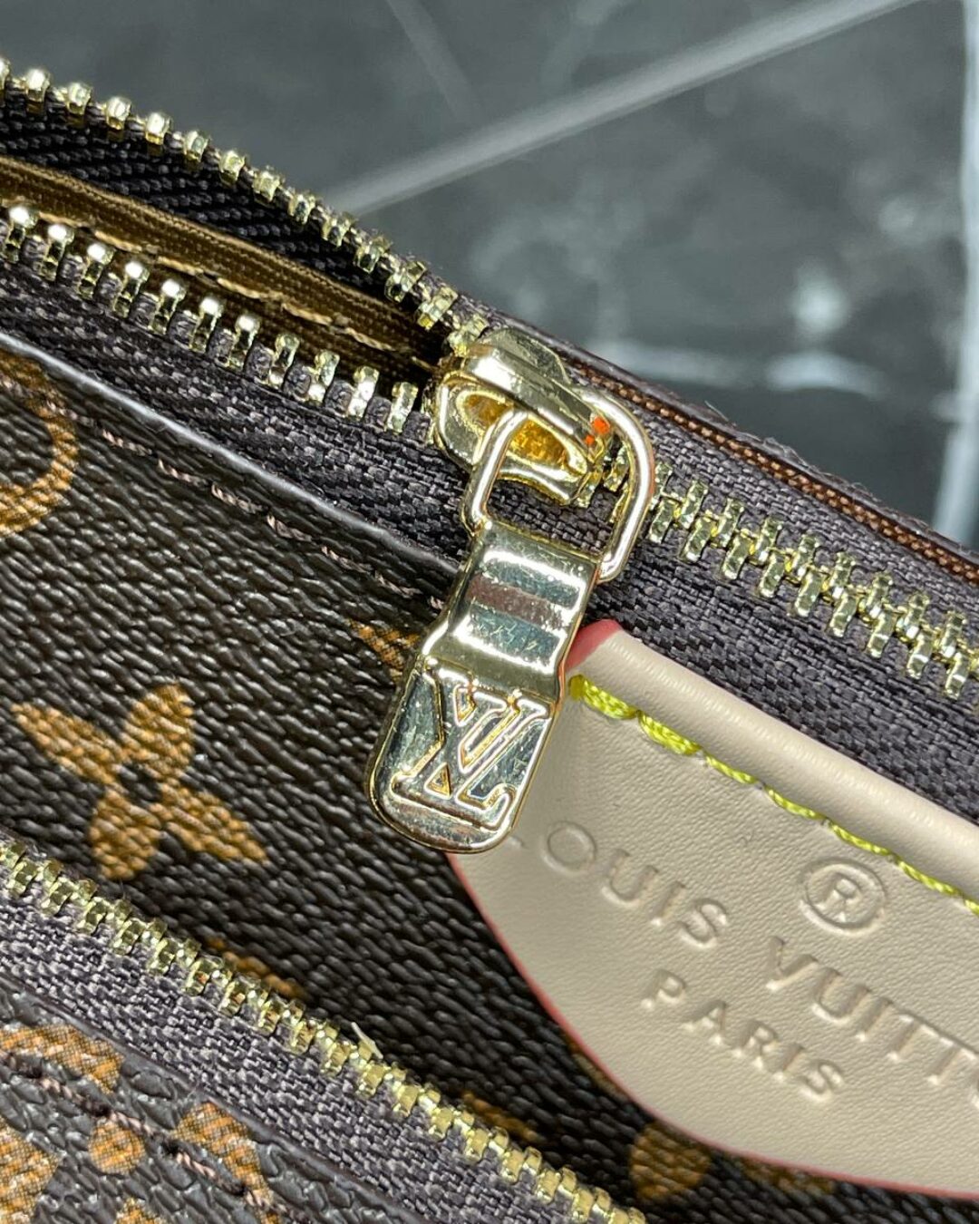Сумка Louis Vuitton Multi Pochette